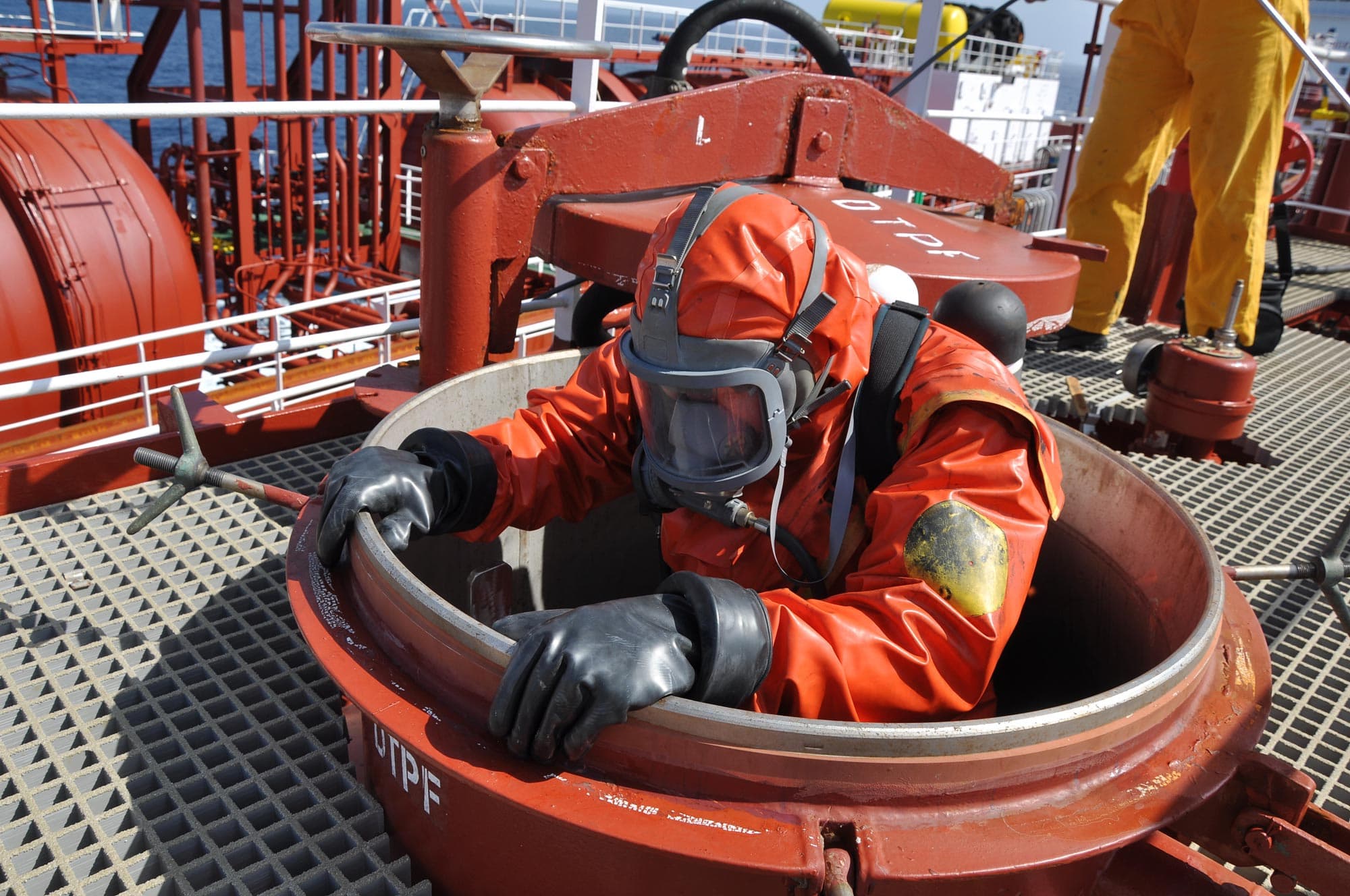 Onshore & Offshore Tank Cleaning